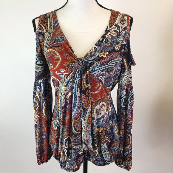 VENUS Tops - Venus Paisley Print V-Neck Cold Shoulder Blouse M